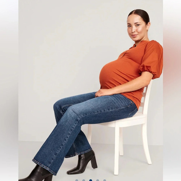 Old Navy Maternity Front Low-Panel Flare Jeans - Picture 1 of 5